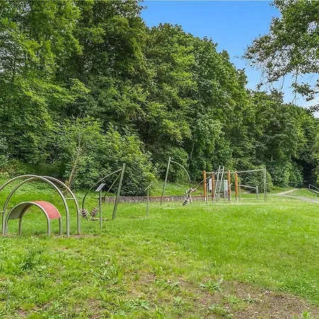 Hébergement de vacances Wellness Lakehouse Mit Sauna, Whirlpool In Der Rieden (Mayen-Koblenz)