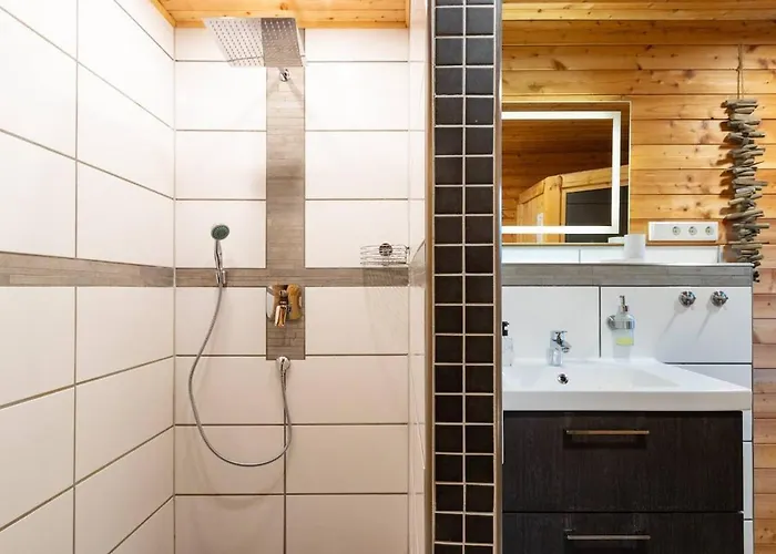 Wellness Lakehouse Mit Sauna, Whirlpool In Der *