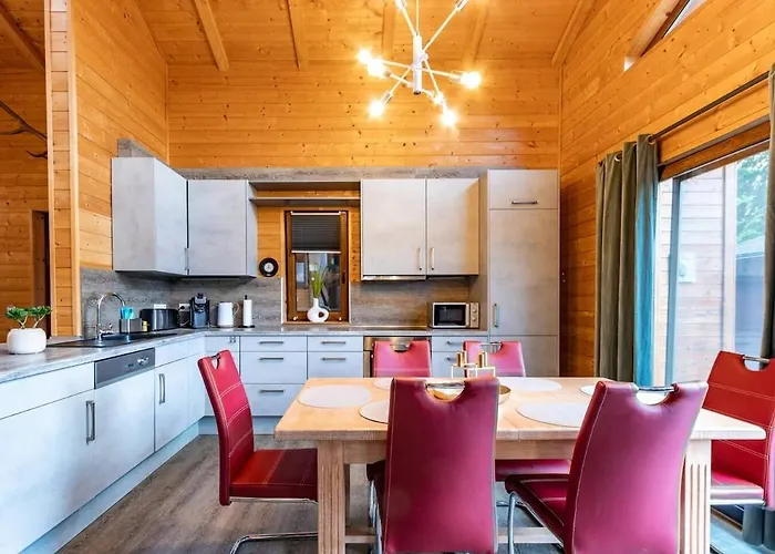 Wellness Lakehouse Mit Sauna, Whirlpool In Der 別荘